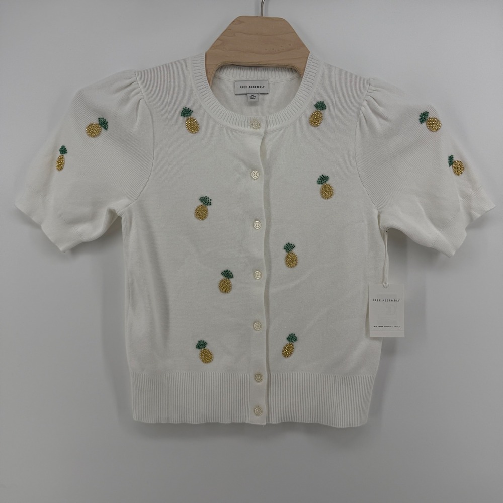 Free Assembly Womens Medium Beaded White Pineapple Short Sleeve Cardigan NWT